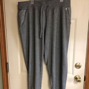 Livi Active Gray Joggers 🏃‍♂️ Size 18/20
